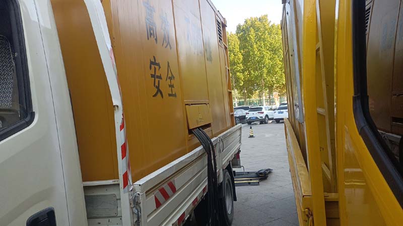 安居如何判断柴油发电机组和UPS电源的切换时间是否符合要求？