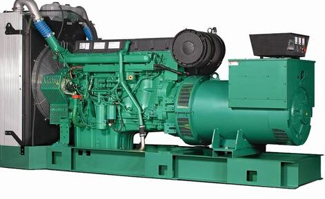 安居发电机除垢后需要用清水冲洗水冷式机油散热器几次？